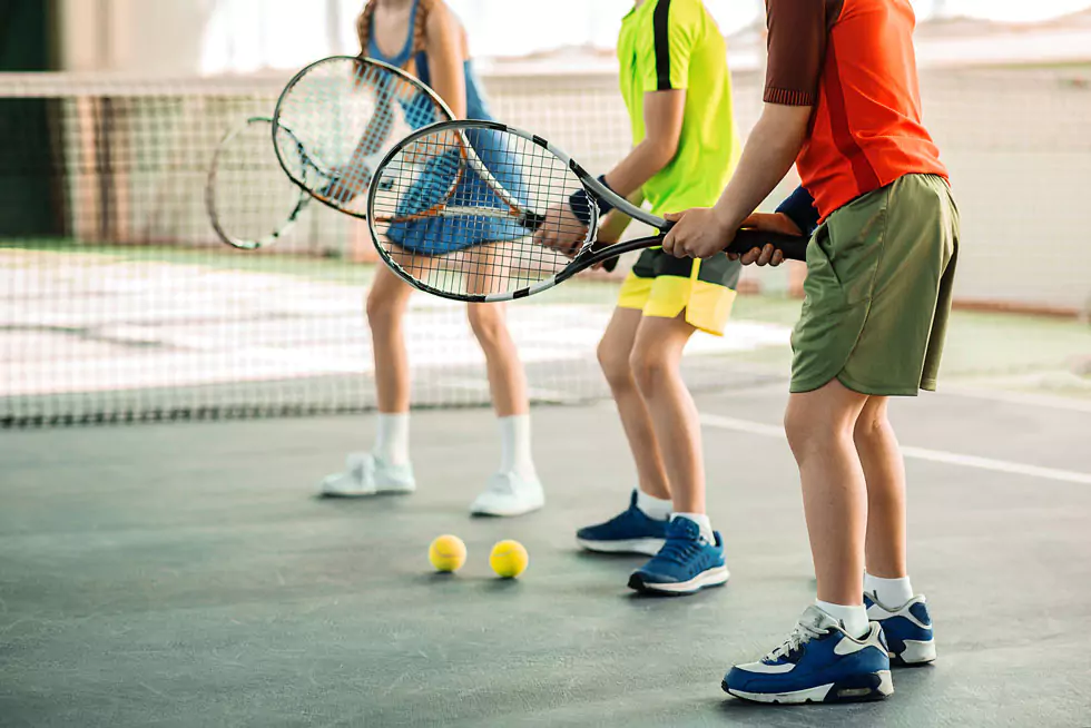 Anfahrt zum Sportplatz/Sport-Anlagen